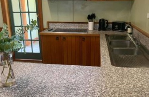 Dunedoo Cottage | Boutique Country Style Cottage Close to Town