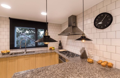 Preixens Cottage | Boutique Home Ca lágustina