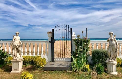 Malgrat de Mar Villa | Boutique home the beach