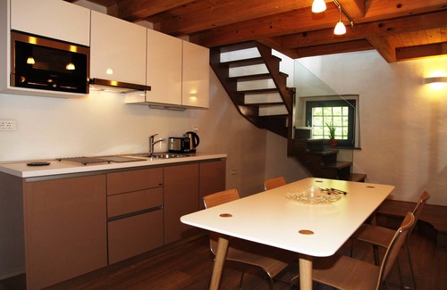 Kozana Apartment | Boutique Hotel Dvor