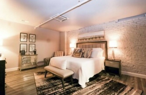 Seneca Hotel | Boutique hotel in historic downtown Seneca. Room #4, King bed.