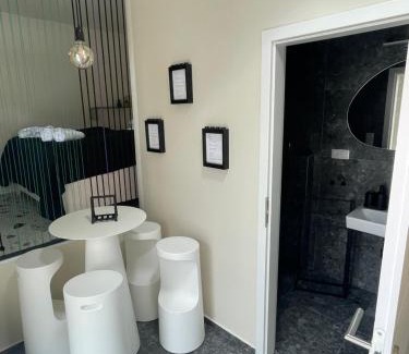 Trebon House | Boutique Hotel U zvonku