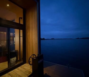 Monnickendam Boat Rental | Boutique Houseboat Stay Romantic Getaway for Two