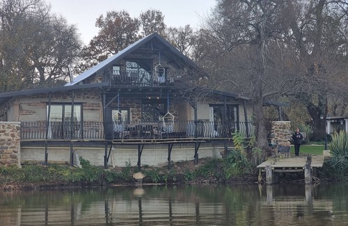 Greater Kokstad Villa | Boutique Lake Villa