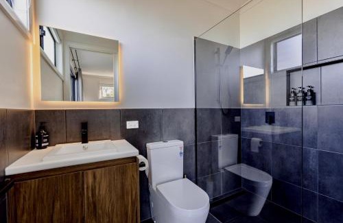 Yanakie Apartment | Boutique Room - Wamoon Retreat