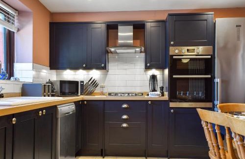 Bourton House | Bow Cottage