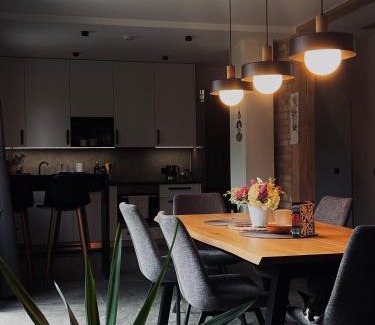 Kurzeme House | Brīvdienu māja & pirts meža vidū - Saraiķu Sanderi