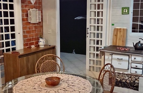 Miringuava Cottage | Cozy, nature-filled, pet-friendly cottage