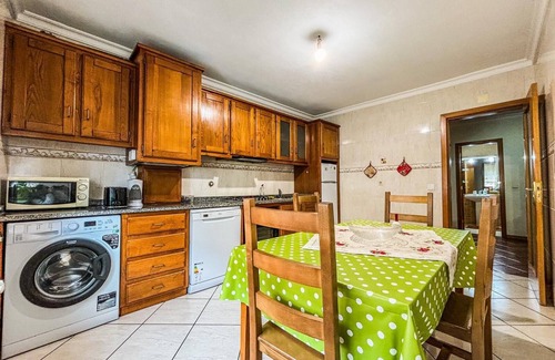 Braganca Apartment | Bragança holiday home for tourists students digital nomads bed linen and towels