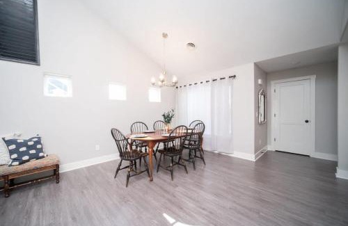 Bettendorf Apartment | Brand new 2 bed with office condo