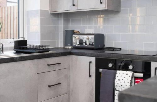 Bootle House | Brand-New 3-Bed Home - Liverpool