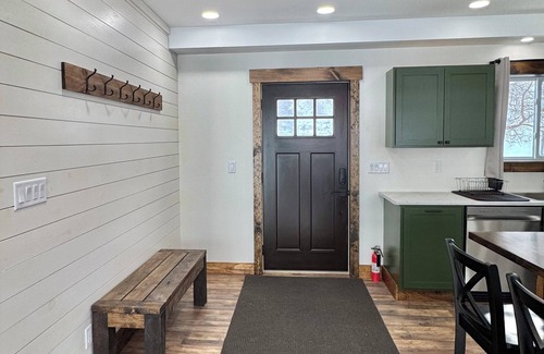 West Danville House | Brand New 4 Bedroom Lake House/Farm House