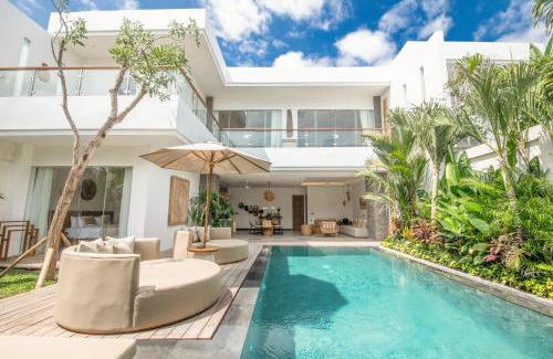 Berawa Villa | Brand New 4br Villa 400 To Finns Canggu