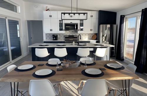 Port Howe House | Brand new 6 person ocean front bungalow