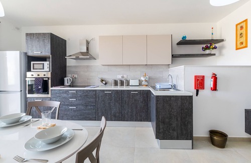 Bugibba Apartment | Brand new Beautiful and Bright 3 Bedroom Apartment H 8