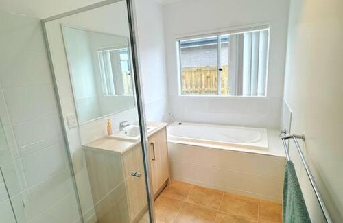 Park Ridge House | Brand New Fantastic Luxury 4 bedroom Home