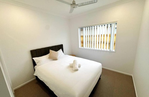 Park Ridge House | Brand New Fantastic Luxury 4 bedroom Home