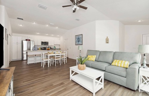 Sumter County House | Brand New Home to Share in The Villages- Bikes,Golf Clubs nAvailable