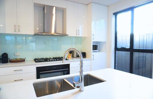 Maidstone House | Brand New Home with Private Rooms