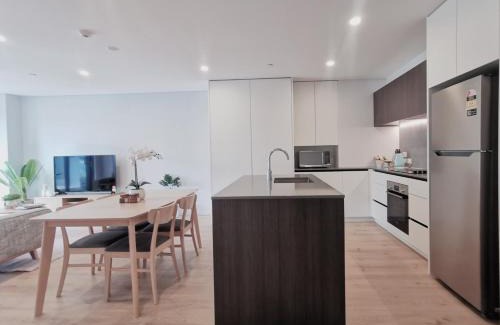 Albany Apartment | Brand New Lux 2 Bedroom Apartment