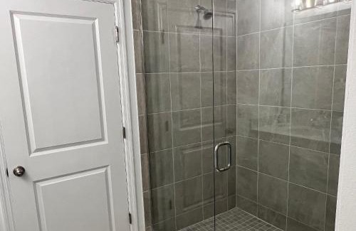 Davenport House | Brand new lux townhome close to Disney