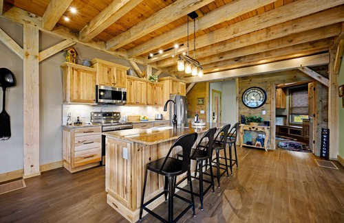 Wears Valley Cabin | BRAND NEW Luxury Cabin w/Mountain Views, Hot Tub, Game Room & Trailer Parking