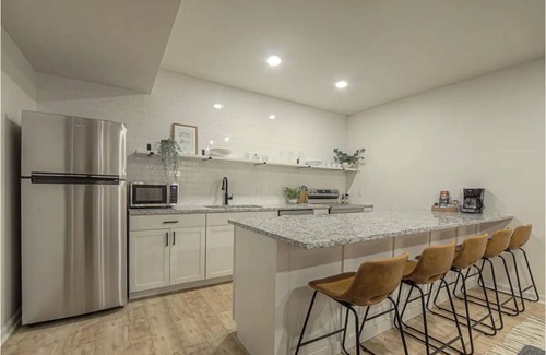 South Kansas City Apartment | Brand NEW Luxury Scandinavian Style Basement Apartment!