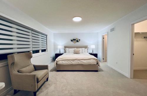 Innisfil Villa | Brand New! Modern Luxury Retreat!
