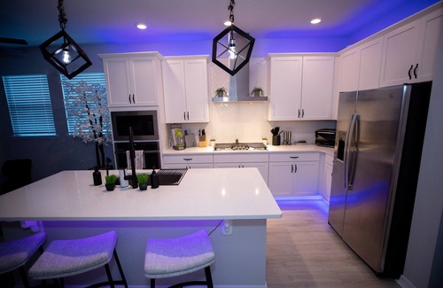Colonialtown South House | Brand New Modern Pet Friendly Zen Home W/Private Home Theater & Hot Tub! 2 Bedroom Home by RedAwning