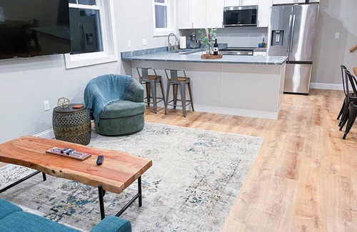 Bar Mills House | Brand new on Saco River in Buxton