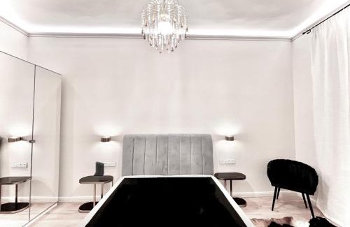 Belvaros - Lipotvaros Apartment | Brand new Parliament Designer SmartHome for 4 ppl