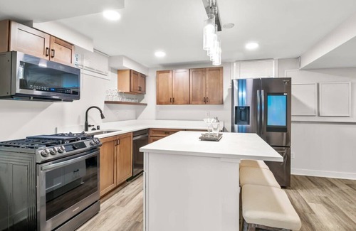 Southwest Minneapolis Apartment | BRAND NEW! Private and Modern 2BR Unit