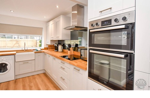 Amble House | BRAND NEW refurbished 2 bedroom LUXURY cottage 300 yards from Beach