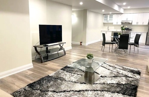 Pickering Apartment | Brand New Walk Out Bsmt Apt Near Beach