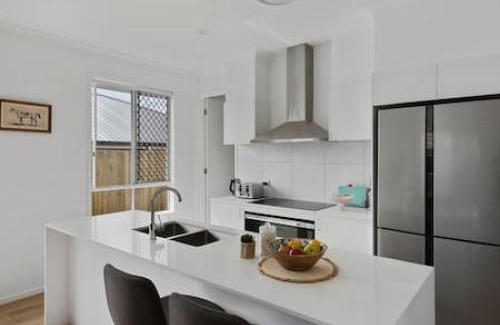 Park Ridge House | Brandnew 4BR modern family home Park Ridge