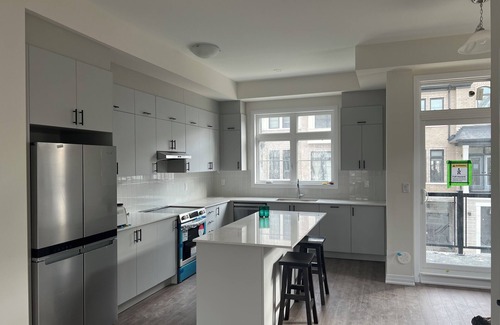 Vaughan House | Brandnew townhouse 3 bedroom 1 den near Canada Wonderland with nice views