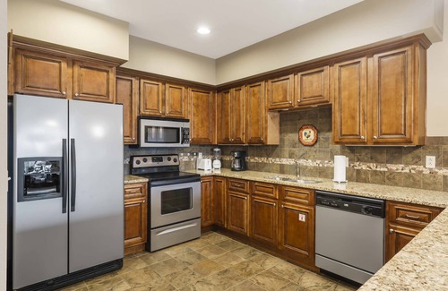 Branson Condo | Branson Hills Getaway – Sleeps 6