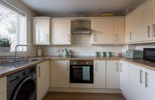 Doncaster House | Branton house|3 Bedroom|YWP|Robinhood|family|work