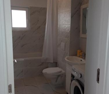 Sinpetru House | Brasov, Casa in zona linistita