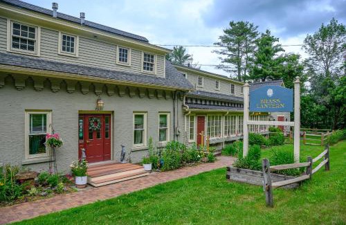 Stowe Bed & Breakfast | Brass Lantern Inn