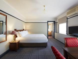 Barton Hotel | Brassey Hotel - Managed by Doma Hotels
