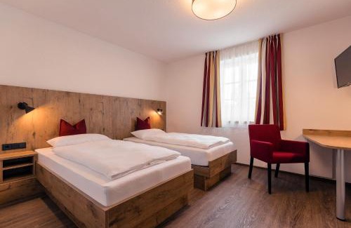 Obertaufkirchen Hotel | Brauerei Gaststätte Stierberg