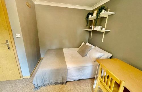 Headington House | Brazilian Family in UK 01