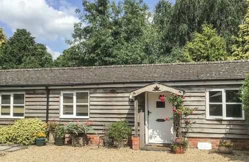 Urchfont Cottage | BREACH COTTAGE, pet friendly, character holiday cottage in Urchfont
