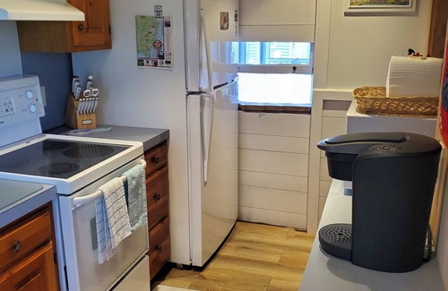 Point Judith Cottage | Breakwater Village, Coastal Cottage w/access to a private beach