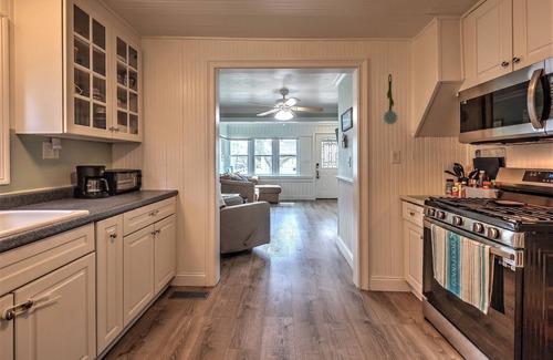 Devon House | BREATHTAKING BUNGALOW-HOME AWAY FROM HOME