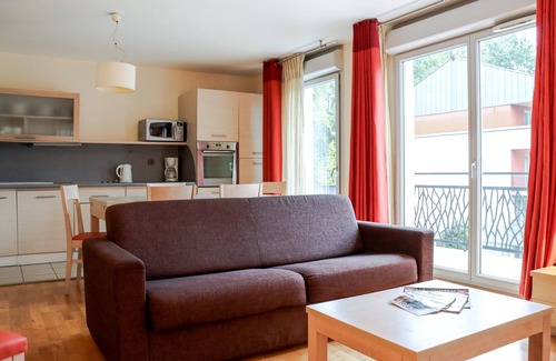 Divonne-les-Bains House | Breathtaking Nature getaway! - Modern oasis near Jura forests and Mont Blanc