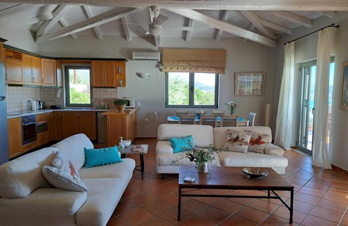 Kilada House | Breathtaking sea view, pool, close to the beach, wifi - holiday house Argolis, P
