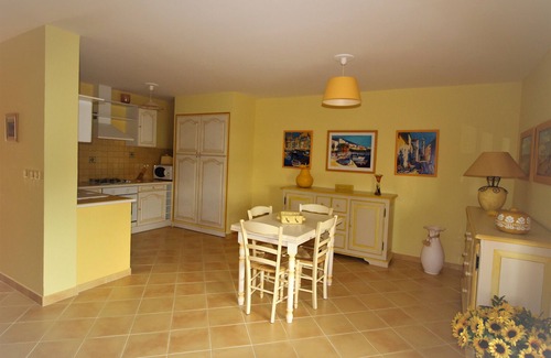 Tiuccia Apartment | BREATHTAKING VIEW! Splendid large T3 YELLOW on first floor