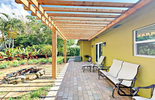 Parrot Cove House | Breezy Ocean Escape